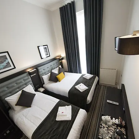St George's Victoria Hotel London