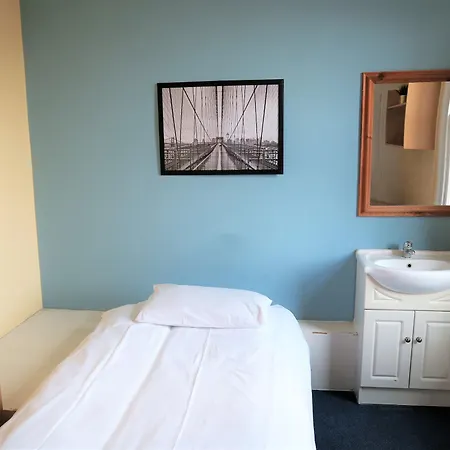 Continental Hostel London