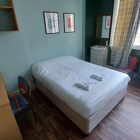 Continental Hostel London