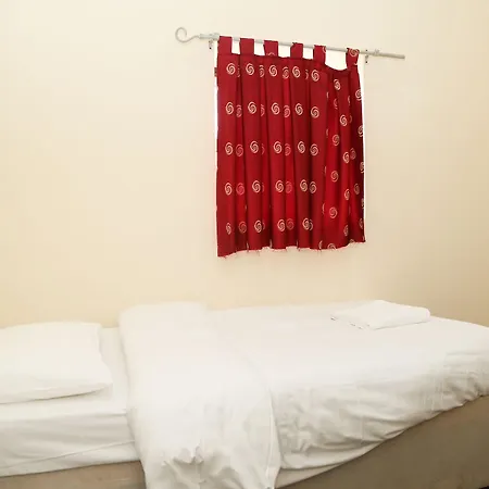 Shelton Hotel, Finsbury Park 3*