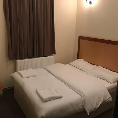 Shelton Hotel, Finsbury Park