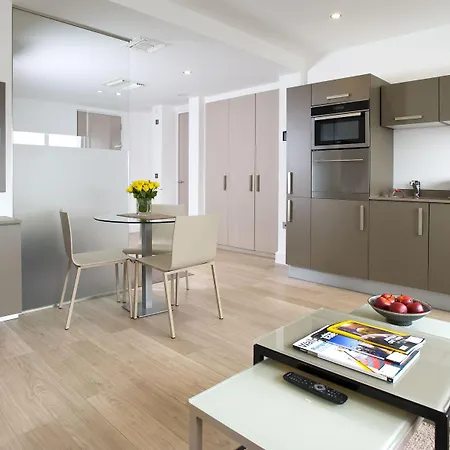 The Rosebery By Supercity 4* London