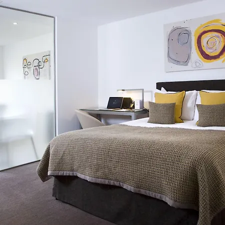 Aparthotel The Rosebery By Supercity 4*