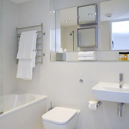 The Rosebery By Supercity 4*