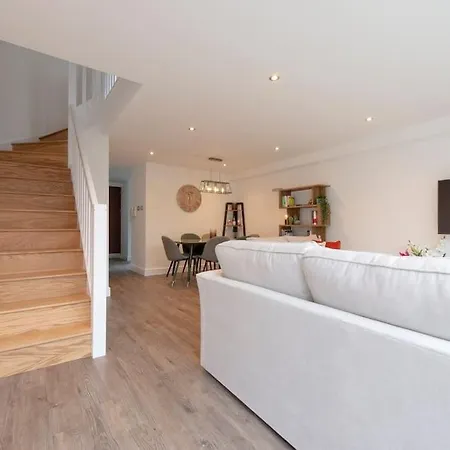 Park View Apartment