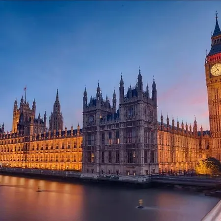 Park View Apartment London