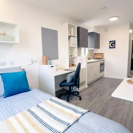 Apartment Minimalist Studio Apartments At Westcombe House In Greenwich *