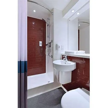 Hotel Travelodge Vauxhall 3*