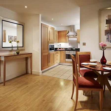 Marlin Stratford 4* London