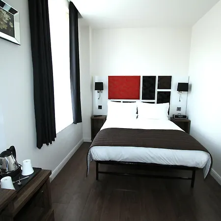 Chiswick 4* London