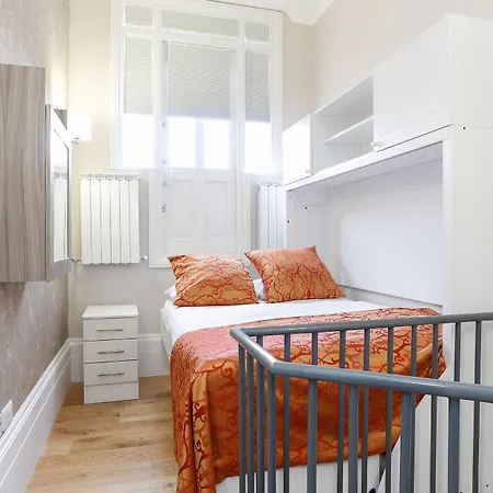 Lancaster Gate Apartment *
