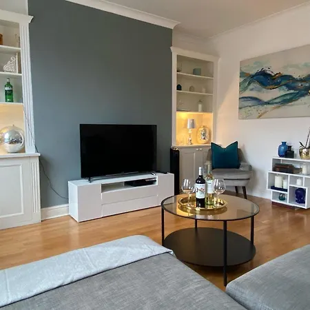 Apartamento Spacious 2-bed Flat With Garden, 3 Minutes Walk From Oval Tube Station Londres