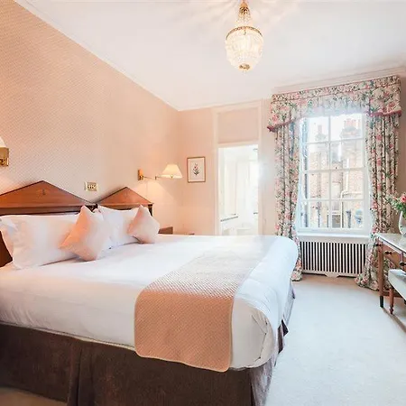 Apartmanhotel 44 Curzon Street By Mansley 4*