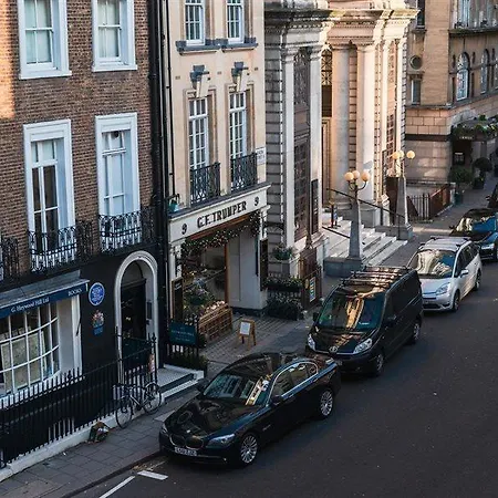 44 Curzon Street By Mansley 4* London