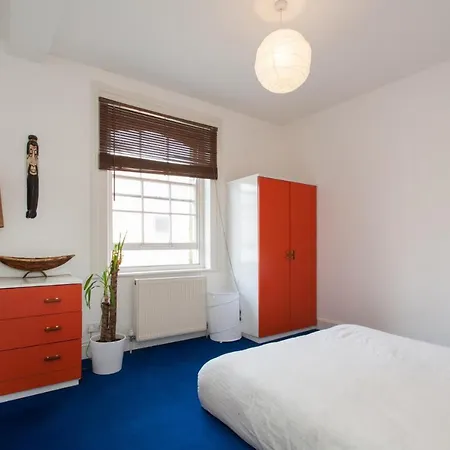 Large Shoreditch 2dbl Bed Loft *
