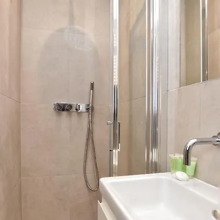 Aparthotel The Portobello Serviced By Stayprime 3*