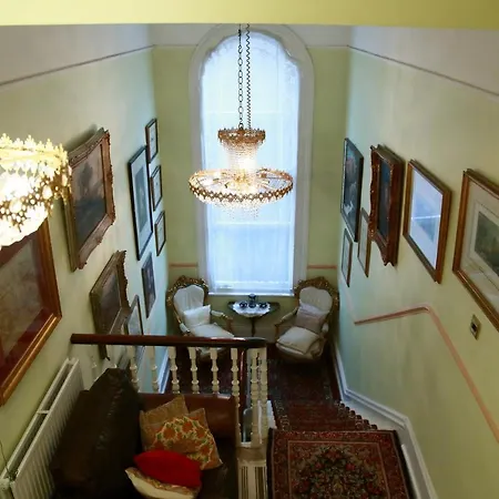 Bed & Breakfast Juliette's London