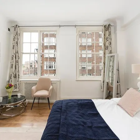 Apartment **authentic & Spacious 5 Bed Apartment/hyde Park** *