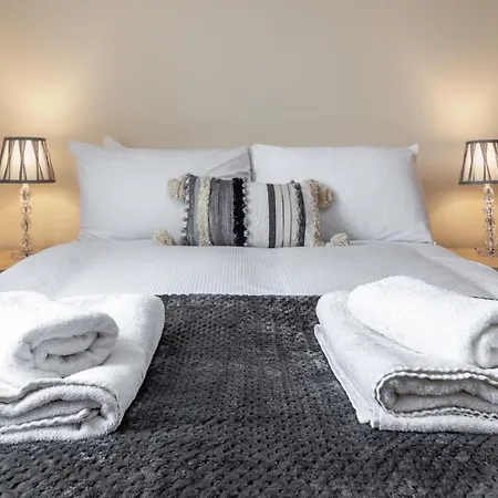 Apartment Suites By Rehoboth - Palmers -