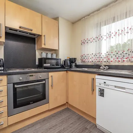 Apartment Suites By Rehoboth - Palmers - London