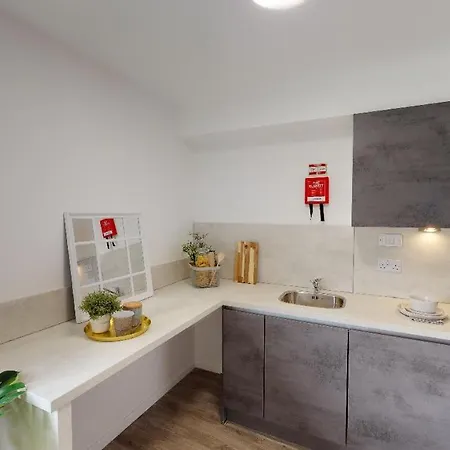 Apartment Minimalist Studio Apartments At Westcombe House In Greenwich London