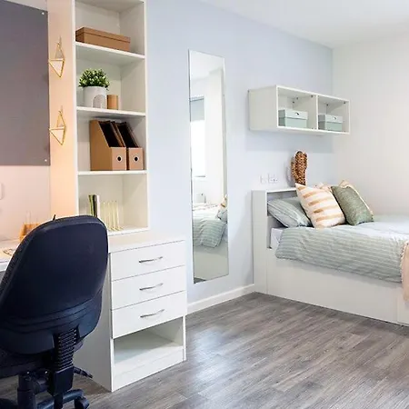 Apartment Minimalist Studio Apartments At Westcombe House In Greenwich London