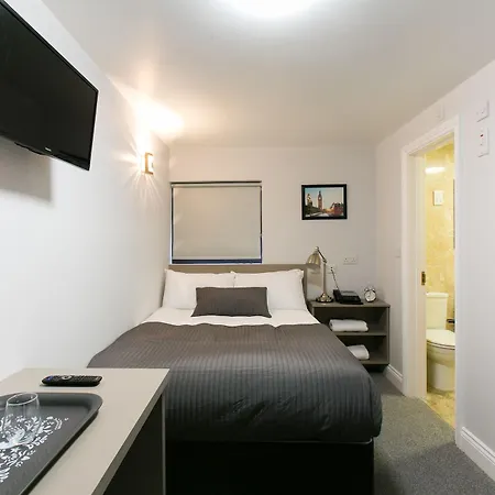 מלון Belvilla Hill London 4*