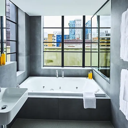 Hotel New Road 4*