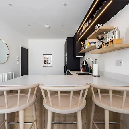 Appartement The Battersea Secret - Trendy 3bdr Flat With Patio Londen