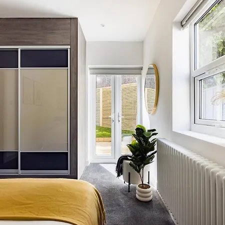 The Battersea Secret - Trendy 3bdr Flat With Patio Appartement *