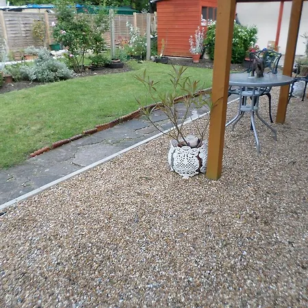 Atini 3* London Borough of Croydon