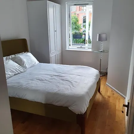 Luxury Private Mews Modern In The *
