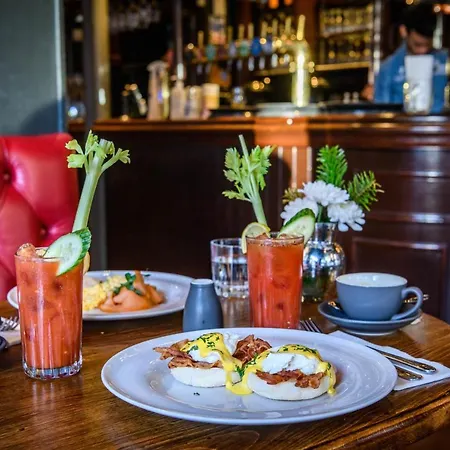 Hotel The Crown & Greyhound By Innkeeper's Collection Londres