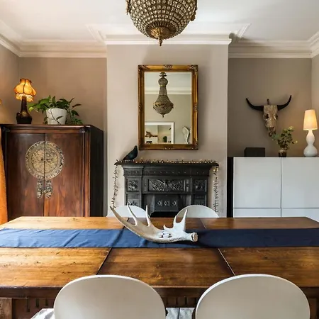 Beautiful 3bd Forest Hill South