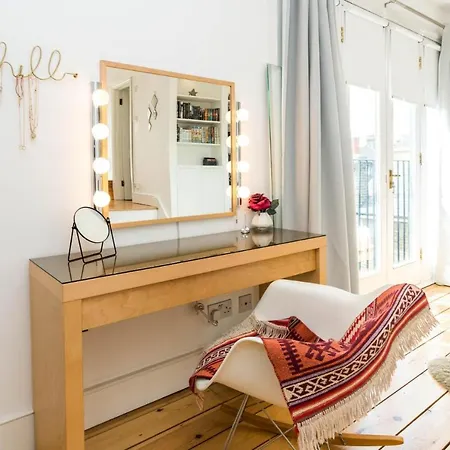 Beautiful 3bd Forest Hill South