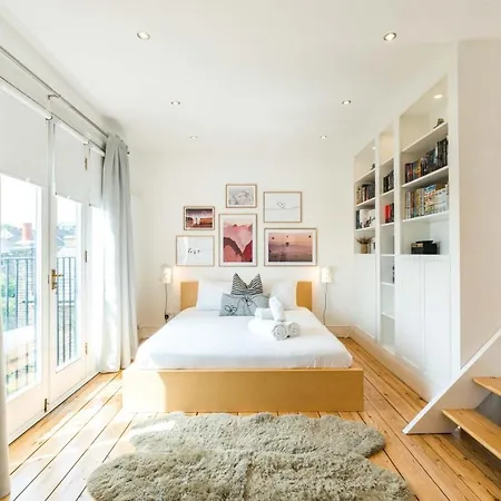 Beautiful 3bd Forest Hill South *