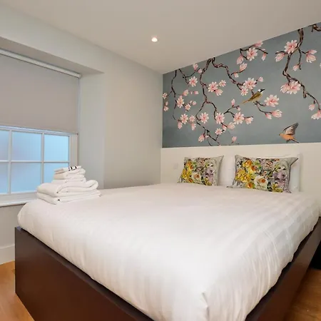 The Portobello Serviced By Stayprime 3* London