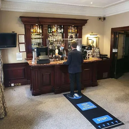 Grange Clarendon 4*