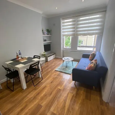 Apartment Stunning 2 Bed Flat In Ladbroke Grove *