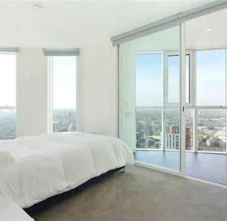 Apartment Luxurious 2 Bed Central *