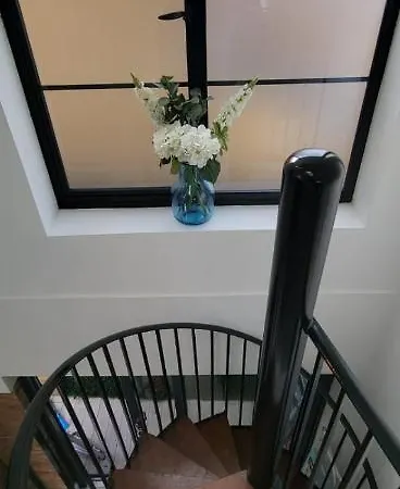 Stunning New Build Mezzanine Style *