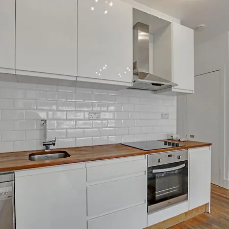 331 Apartament *
