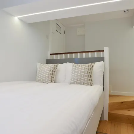 Cromwell Serviced By Stayprime Apartment *