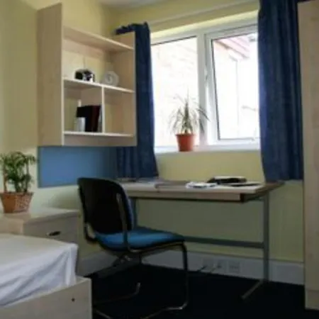 Ensuite Rooms, London - Sk Surbiton