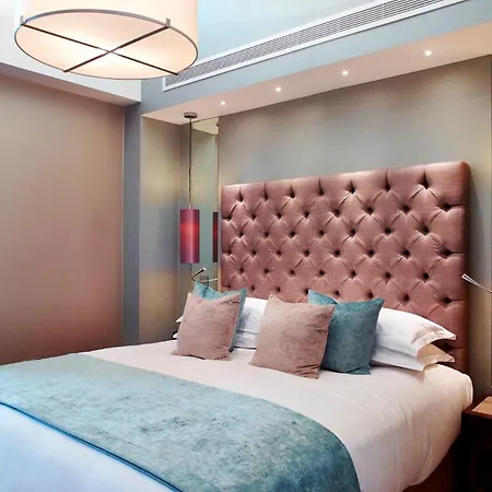 Cheval Three Quays At The Tower Of 5* London