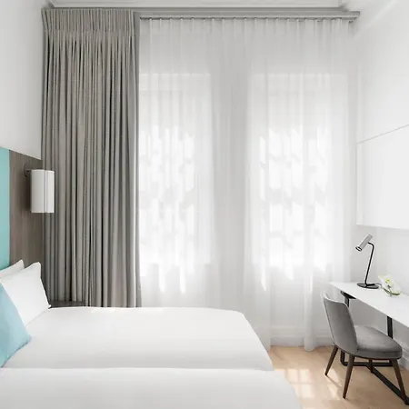 Hotel Metropolitan 5*