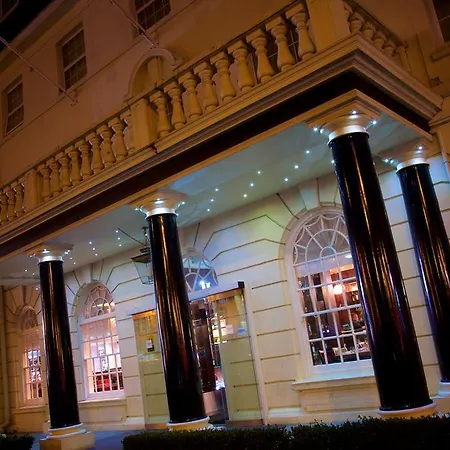 London Aerodrome Hotel, Bw Signature Collection Hotel Croydon