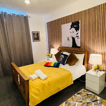 Apartment 2-bedroom Living Flats Near Edgware Road
