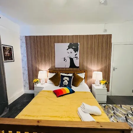 2-bedroom Living Flats Near Edgware Road Apartment *