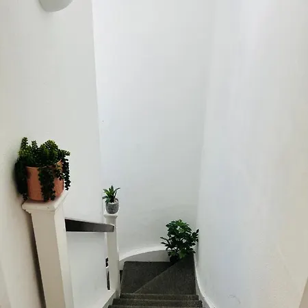 Apartment 2-bedroom Living Flats Near Edgware Road